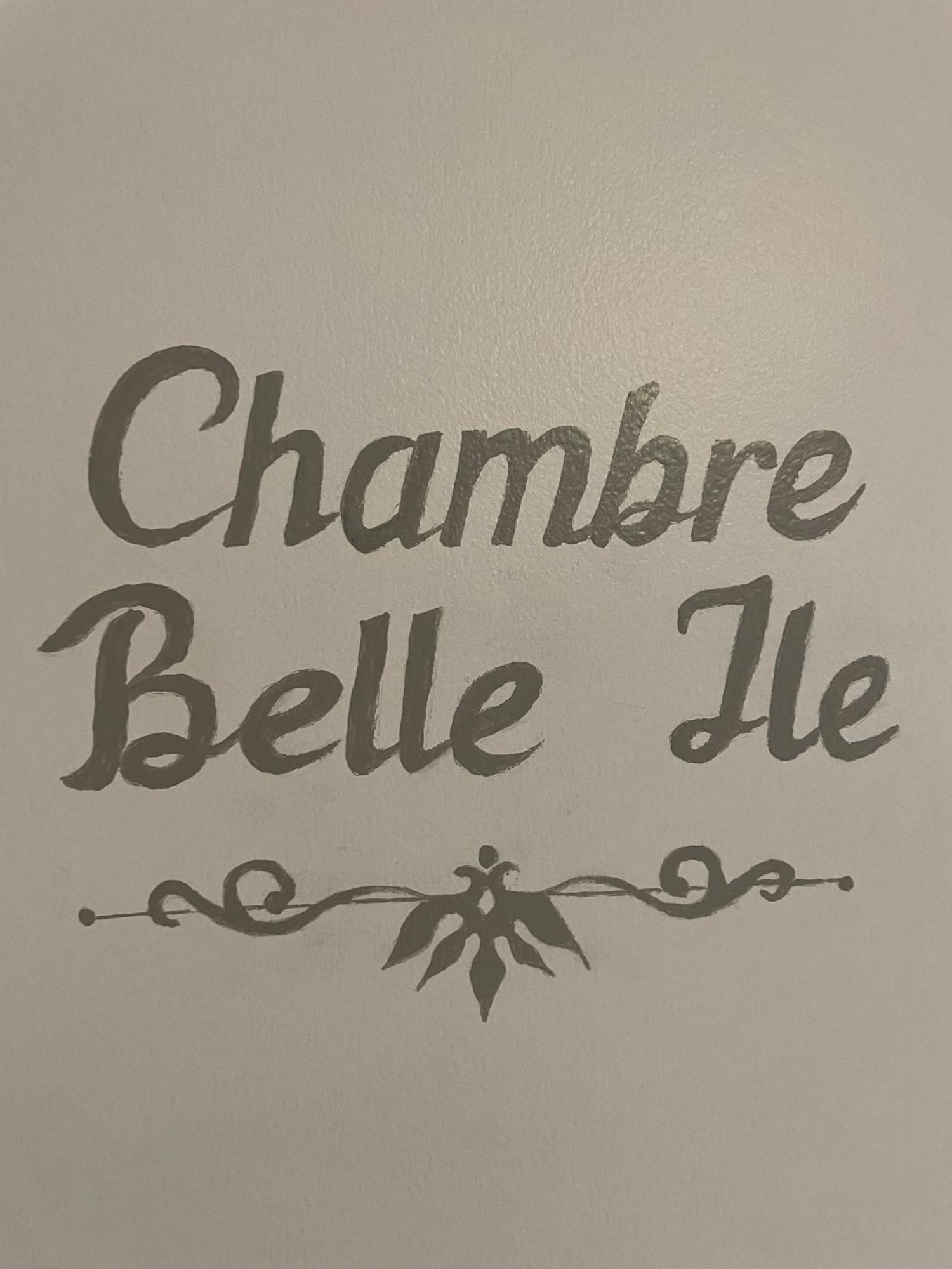 Le Pas Du Faon Bed & Breakfast Caudan Oda fotoğraf